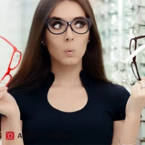 اهمیت انتخاب عینک بر اساس فرم صورت